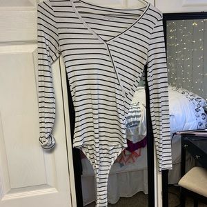 Cute v-neck striped bodysuit
